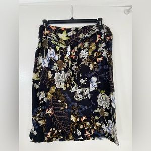 Knee length floral skirt, size small